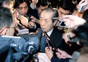 LDP power broker Nonaka to resign